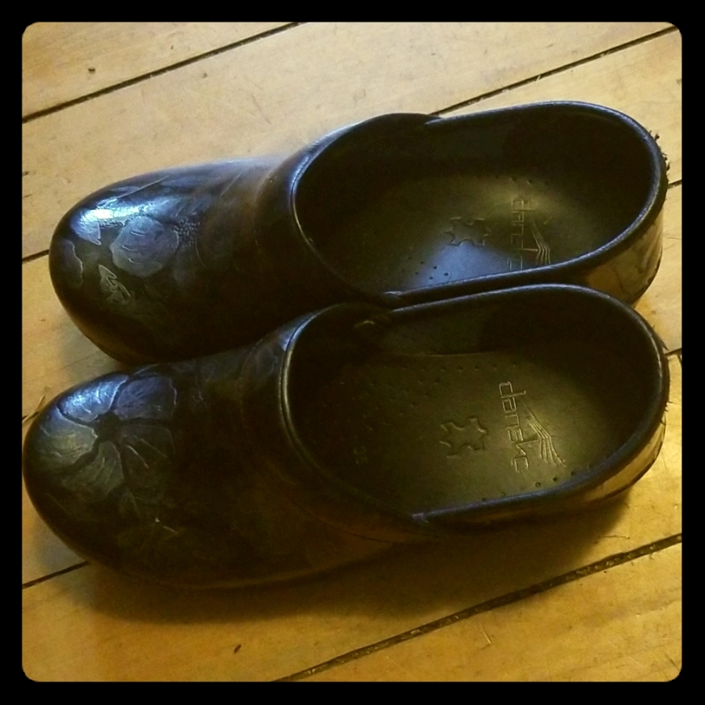 Dansko.